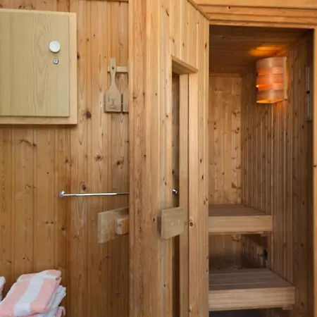 Einzigartige Landhaus-villa Mit Pool, Sauna, Bar Und Bbq Villa *