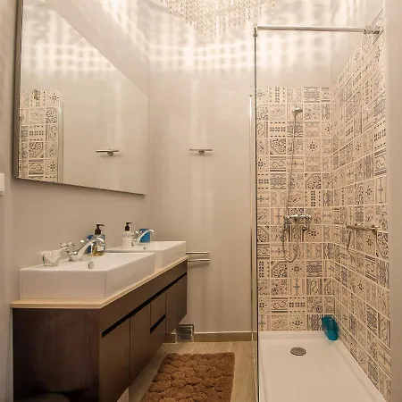 Einzigartige Landhaus-villa Mit Pool, Sauna, Bar Und Bbq Villa Boliqueime