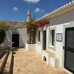 Villa Einzigartige Landhaus-villa Mit Pool, Sauna, Bar Und Bbq